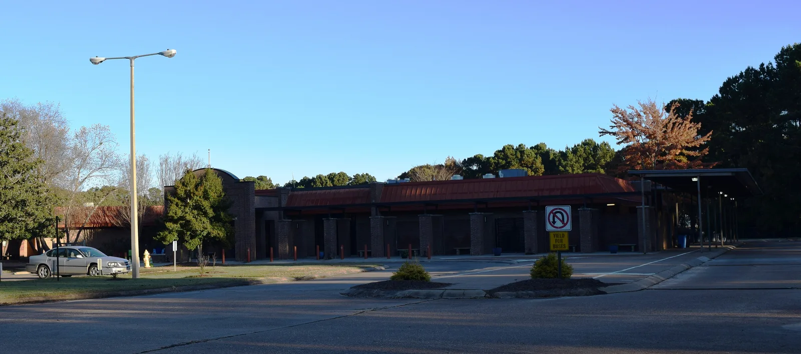 The school building on Highway 30 East in Oxford in 2018, when it was labeled Oxford Elementary School; the Oxford Early Childhood Center now has its address there.